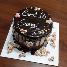 Buttercream Mini Round Chocolate ganache Cake